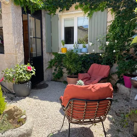 Maison De En Luberon